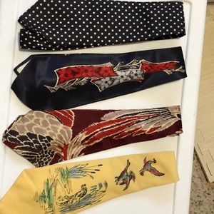 Lot of 4 Vintage Ties, Vintage Hunting Tie, Vintage Polka Dot Tie